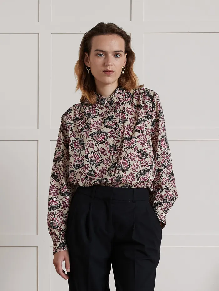 Women Cyrillus Clothing Pablo Piatti Amelia Print Shirt With Frilly Neckline Imp Amelia Violet