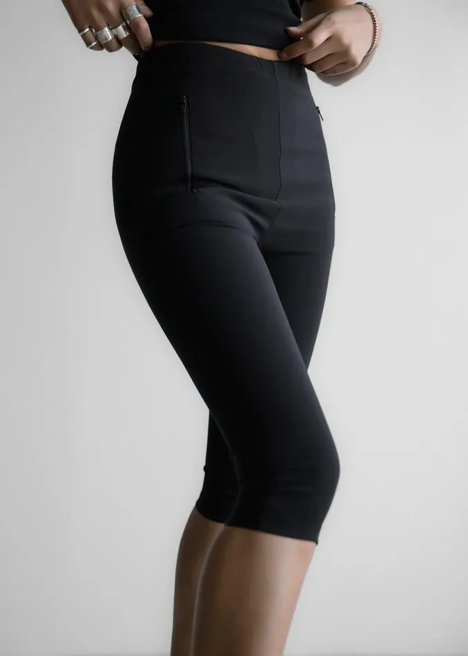 Women Desara Capri Leggings 8211 Black The Frankie Shop Bottoms