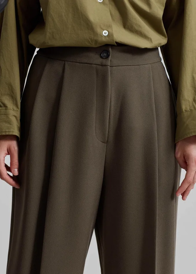 Women Dina Pleated Trousers 8211 Khaki The Frankie Shop Bottoms