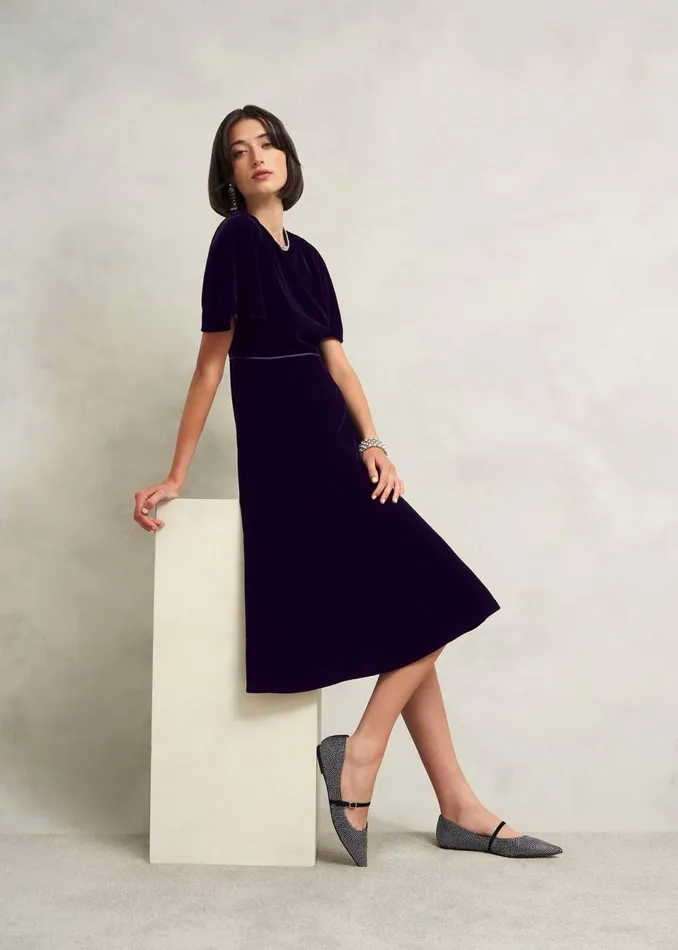 Women Dresses and Jumpsuits Hobbs Petite Catalina Velvet Dress Midnight Navy