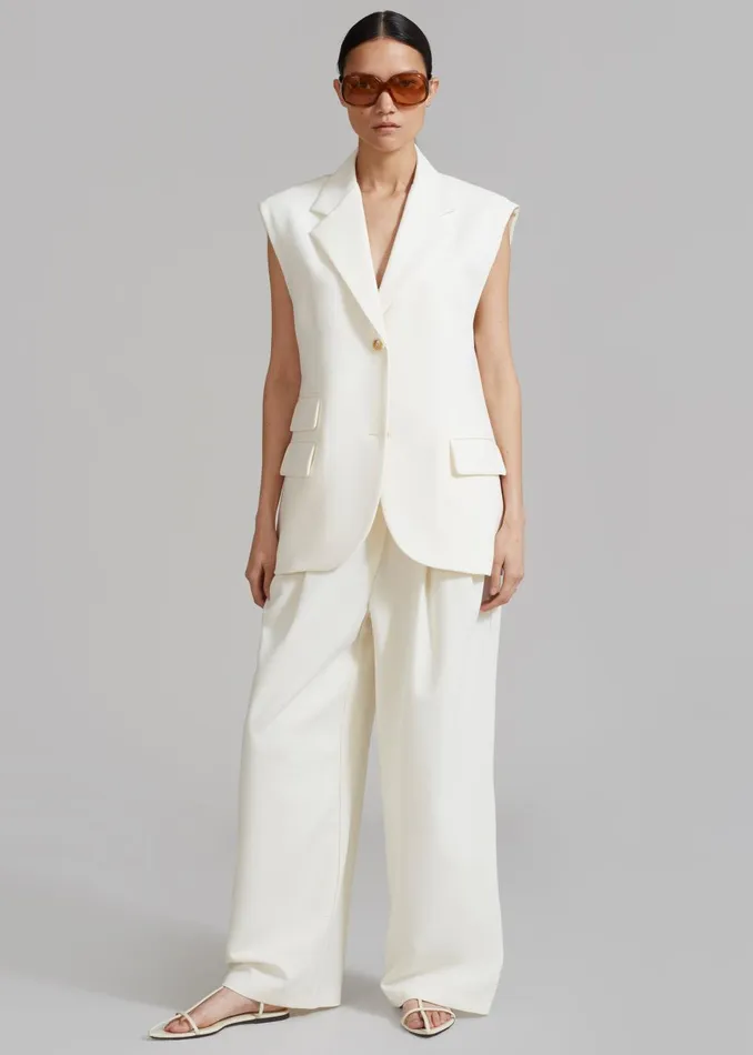 Women Eloise Vest 8211 Cream The Frankie Shop Outerwear