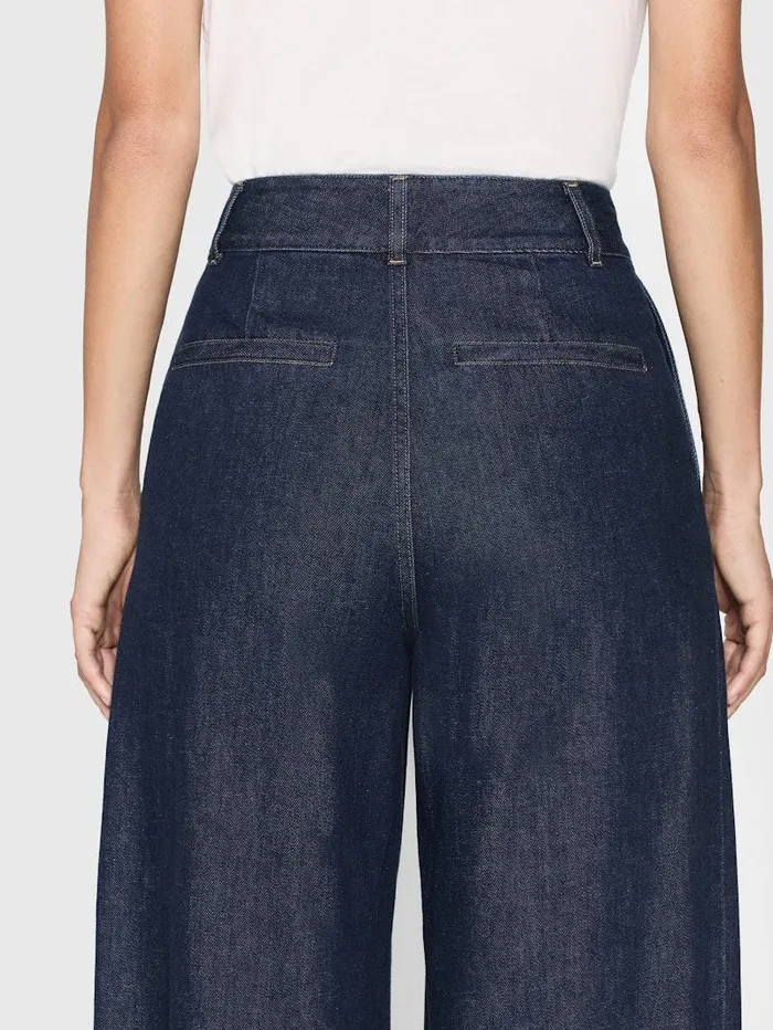 Women FRAME Denim Collections The Tapered Trouser