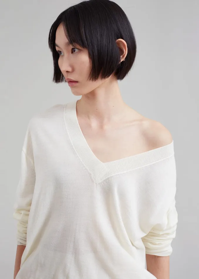 Women Juro VNeck Knit 8211 Cream The Frankie Shop Knitwear