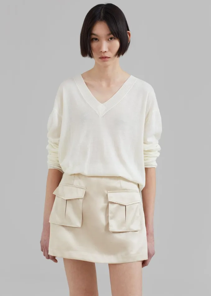 Women Juro VNeck Knit 8211 Cream The Frankie Shop Knitwear