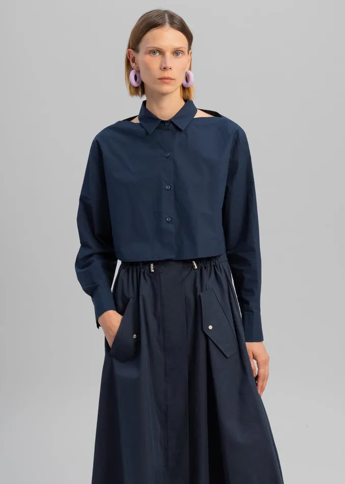 Women Lara Open Shoulder Cropped Shirt 8211 Navy The Frankie Shop Tops