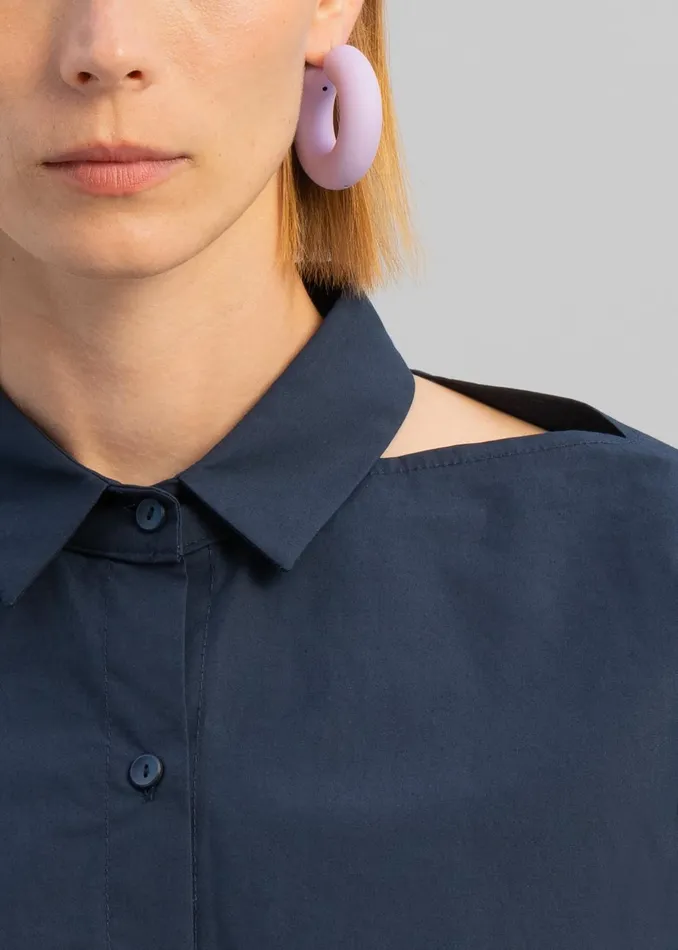 Women Lara Open Shoulder Cropped Shirt 8211 Navy The Frankie Shop Tops
