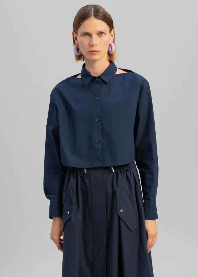 Women Lara Open Shoulder Cropped Shirt 8211 Navy The Frankie Shop Tops