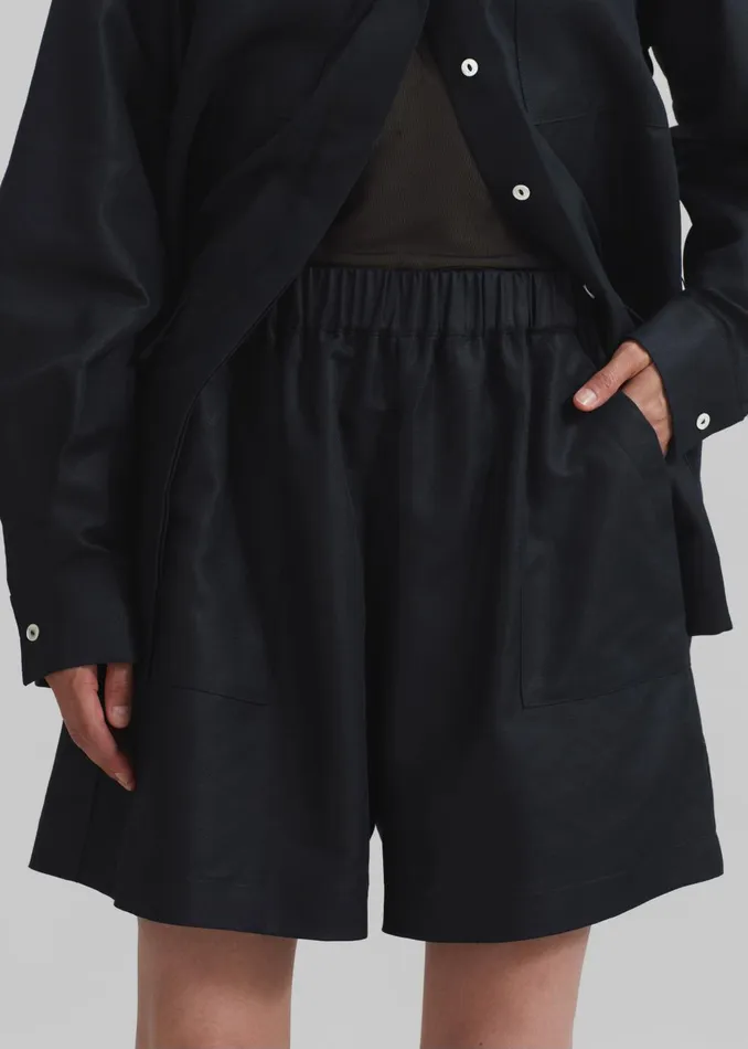 Women Matin Forio Shorts 8211 Black The Frankie Shop Bottoms