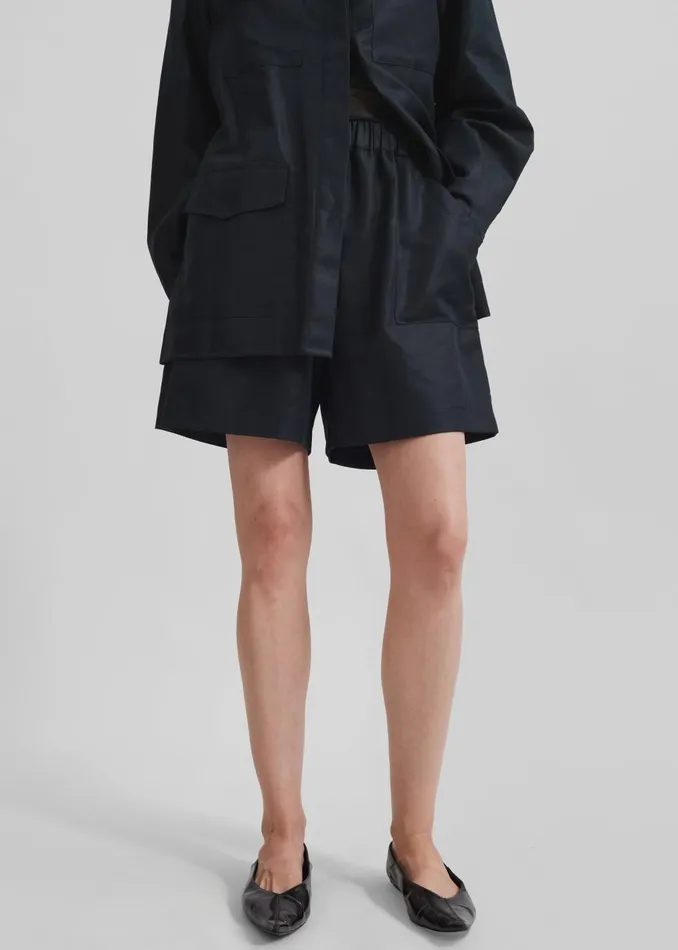Women Matin Forio Shorts 8211 Black The Frankie Shop Bottoms