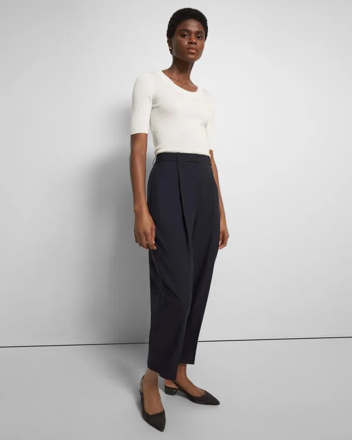 Women Pants Theory Pleated Carrot Pant In Good Wool New Navy