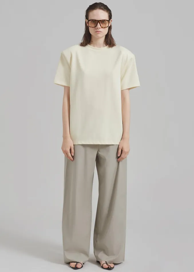 Women Rowen Padded Shoulder Tee 8211 Cream The Frankie Shop Tops