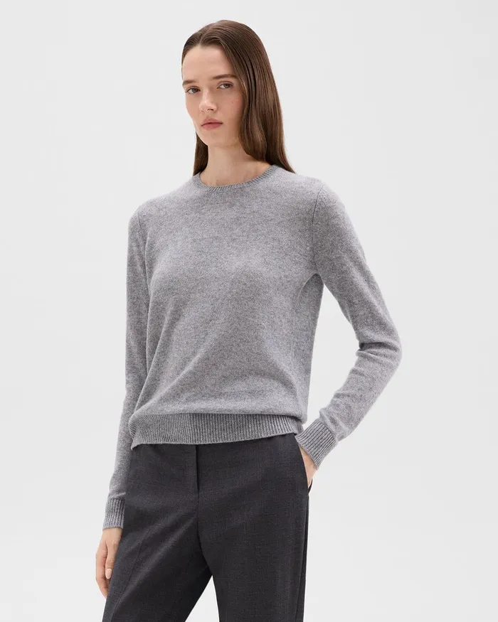 Women Sweaters Cardigans Theory Crewneck Sweater In Feather Cashmere Husky