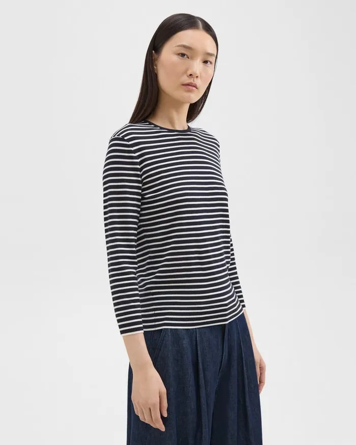 Women Sweaters Cardigans Theory Shrunken Crewneck Sweater In Merino Wool Navynew Ivory